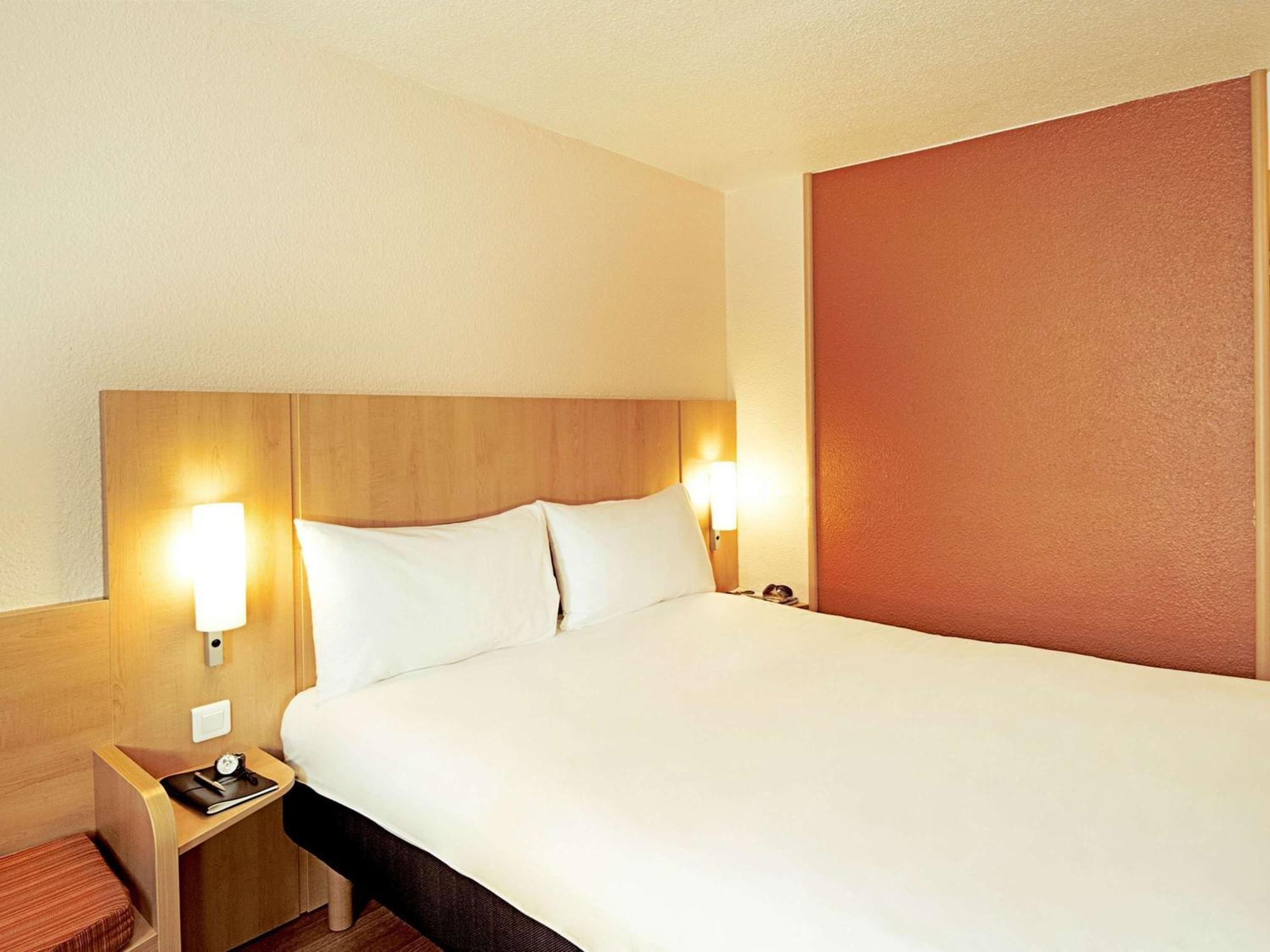 Ibis Stuttgart Centrum Luaran gambar