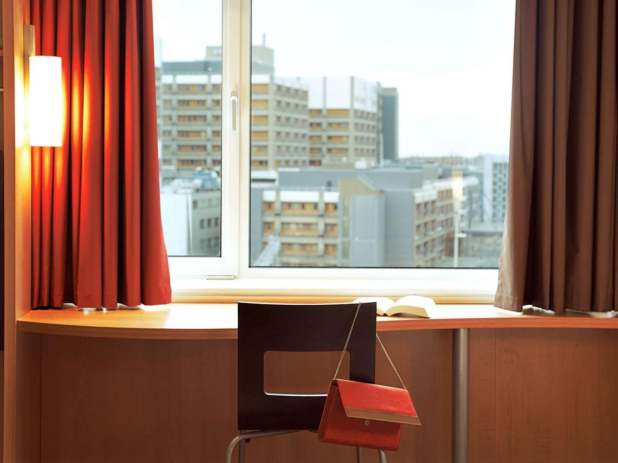 Ibis Stuttgart Centrum Luaran gambar