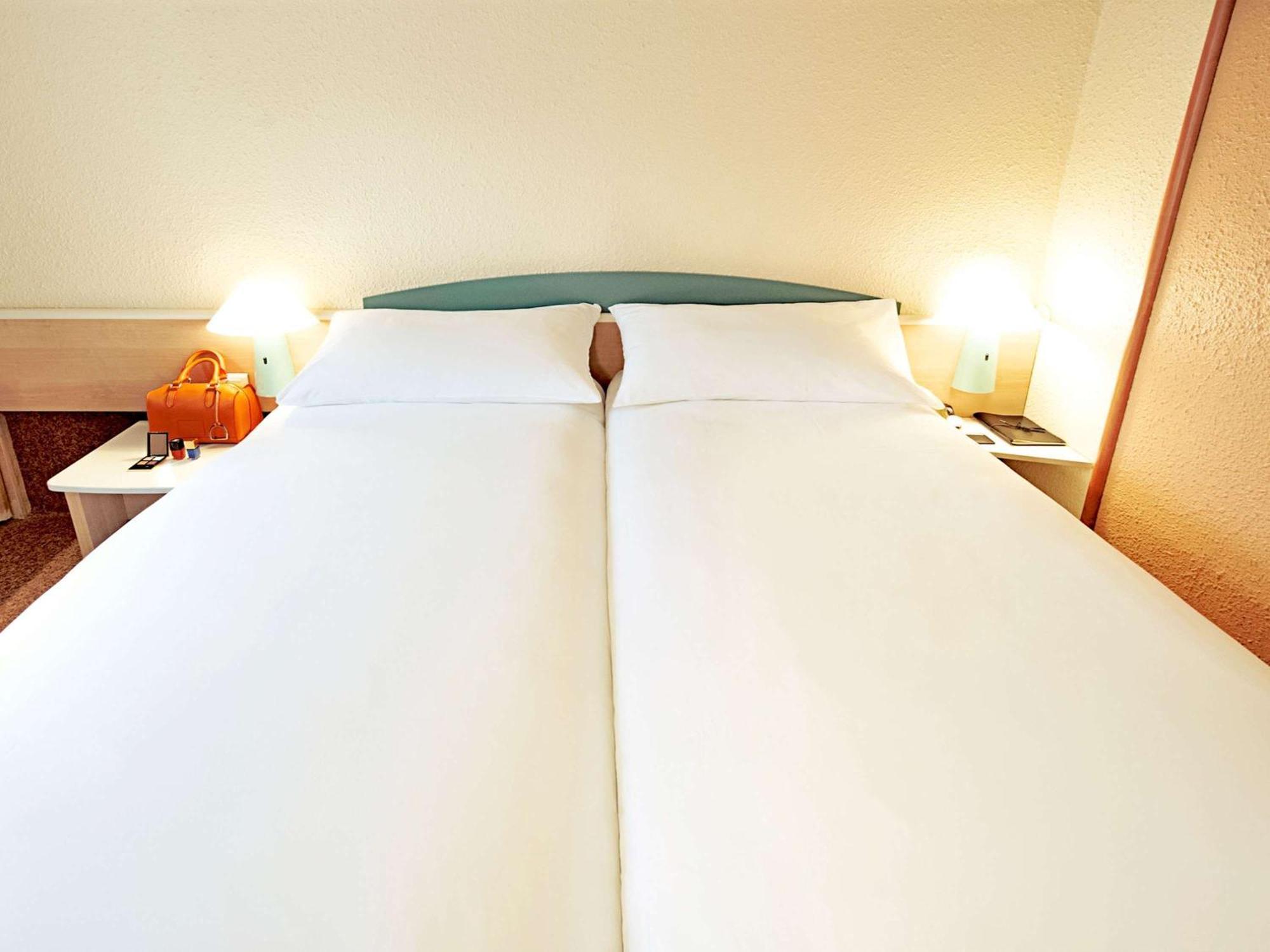 Ibis Stuttgart Centrum Luaran gambar